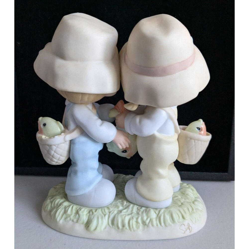 Precious Moments Figurine O-Fish-Aly Friends For A Lifetime By Enesco - Picture 7 of 12